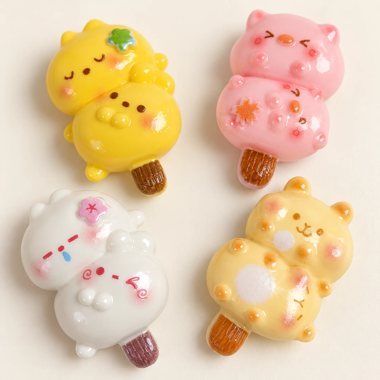 Animal Skewer Resin Charms RW001383 close-up showing the decorative shape and finish