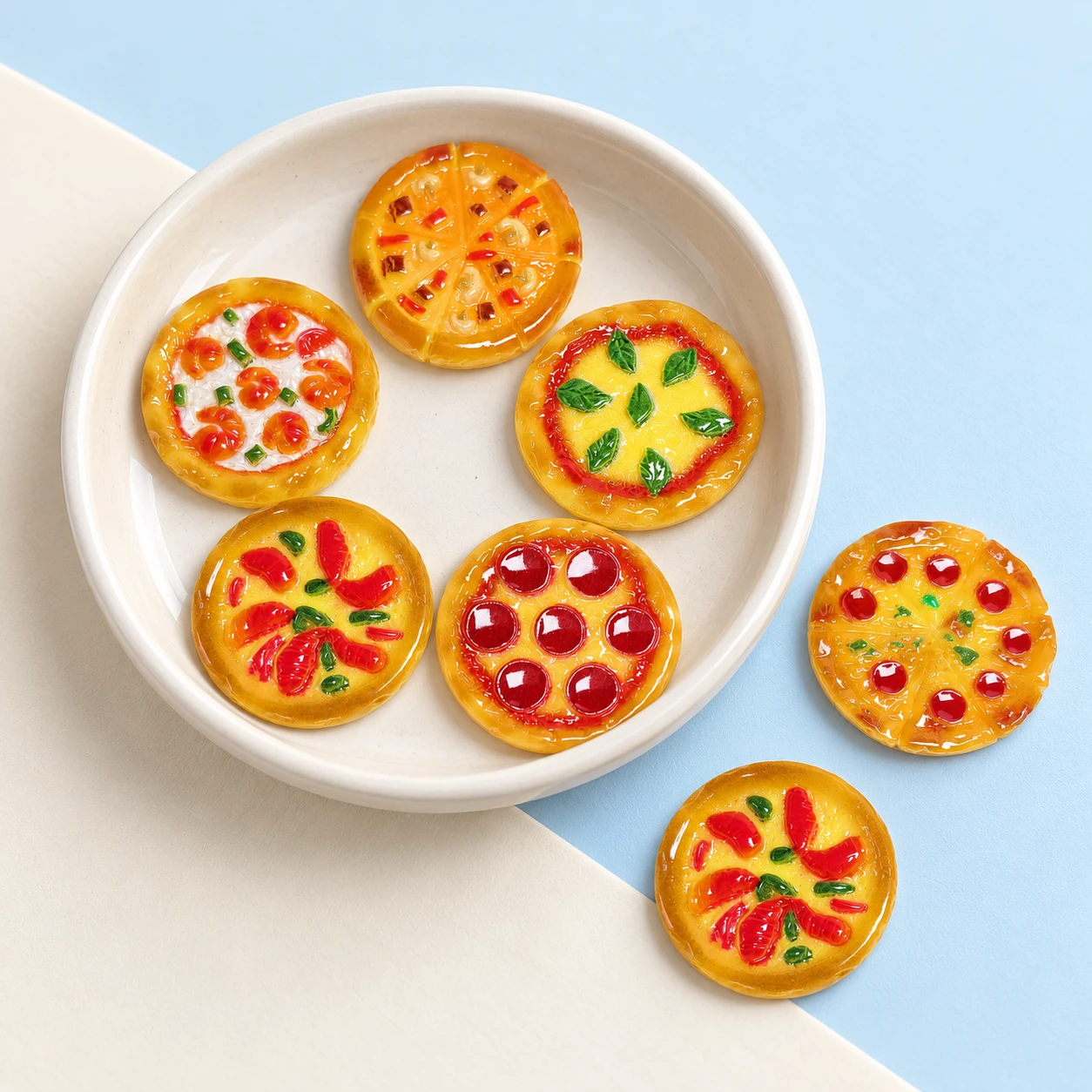 Assorted Pizza Resin Charms RW002493 displayed for assortment selection