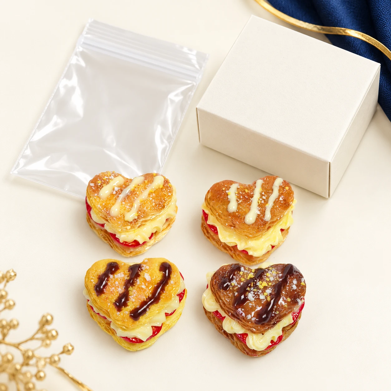 Heart Cake Resin Miniatures RW001821 with illustrative private-label packaging