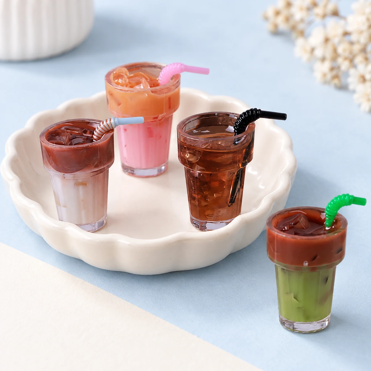 Iced Drink Cup Resin Miniatures RW003316 displayed for assortment selection