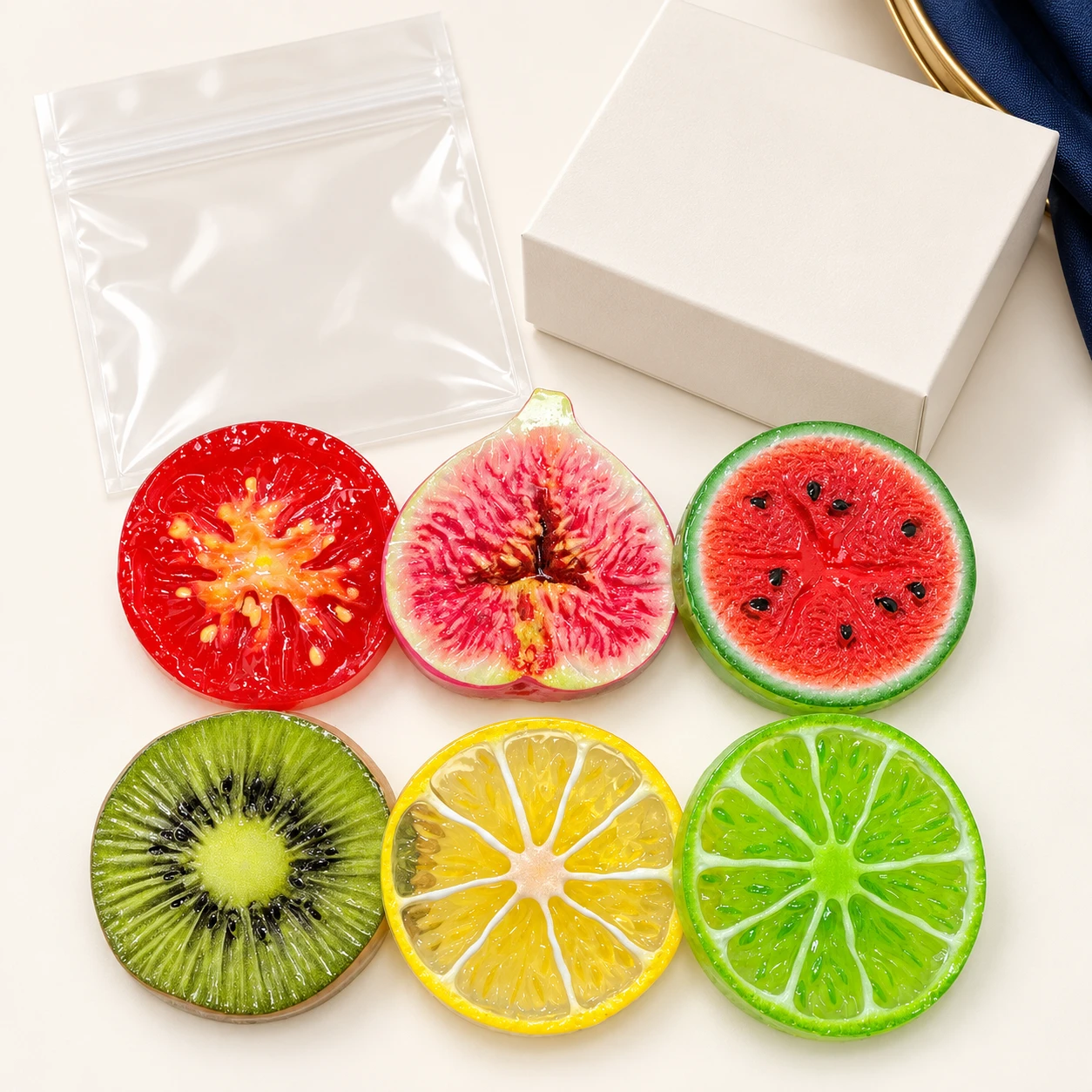 Large Fruit Slice Resin Charms RW003318 with illustrative private-label packaging