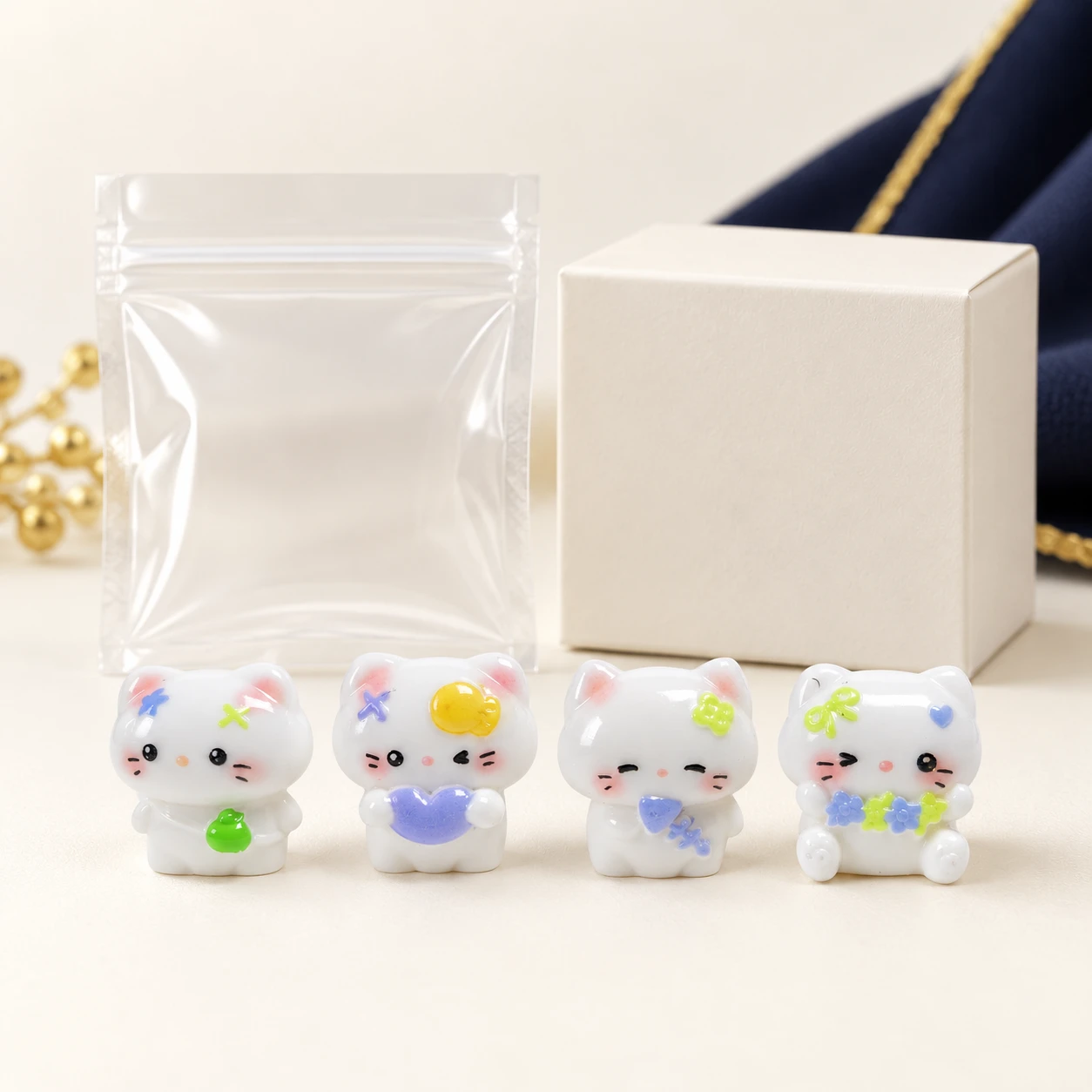 Mini Cat Resin Charms RW002244 with illustrative private-label packaging