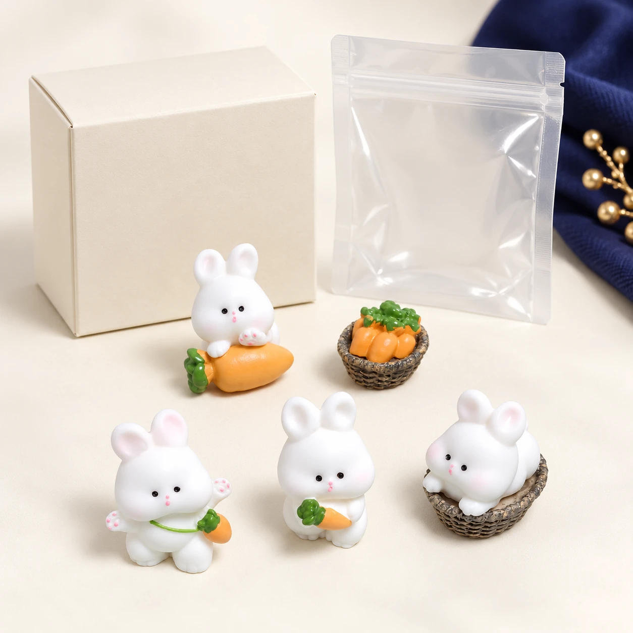 Rabbit and Carrot Resin Miniatures RW002494 with illustrative private-label packaging