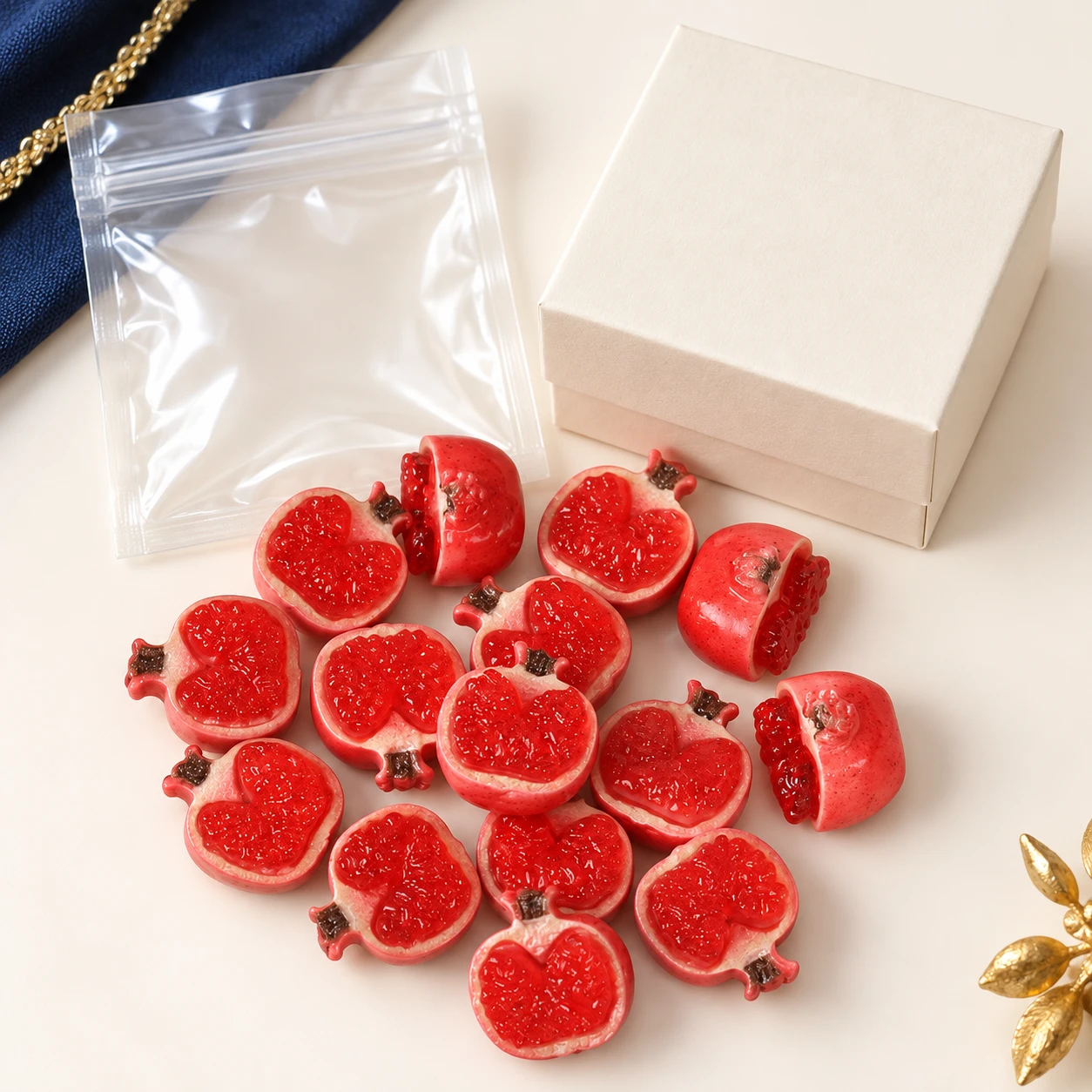 Red Glitter Apple Resin Charms RW003271 with illustrative private-label packaging